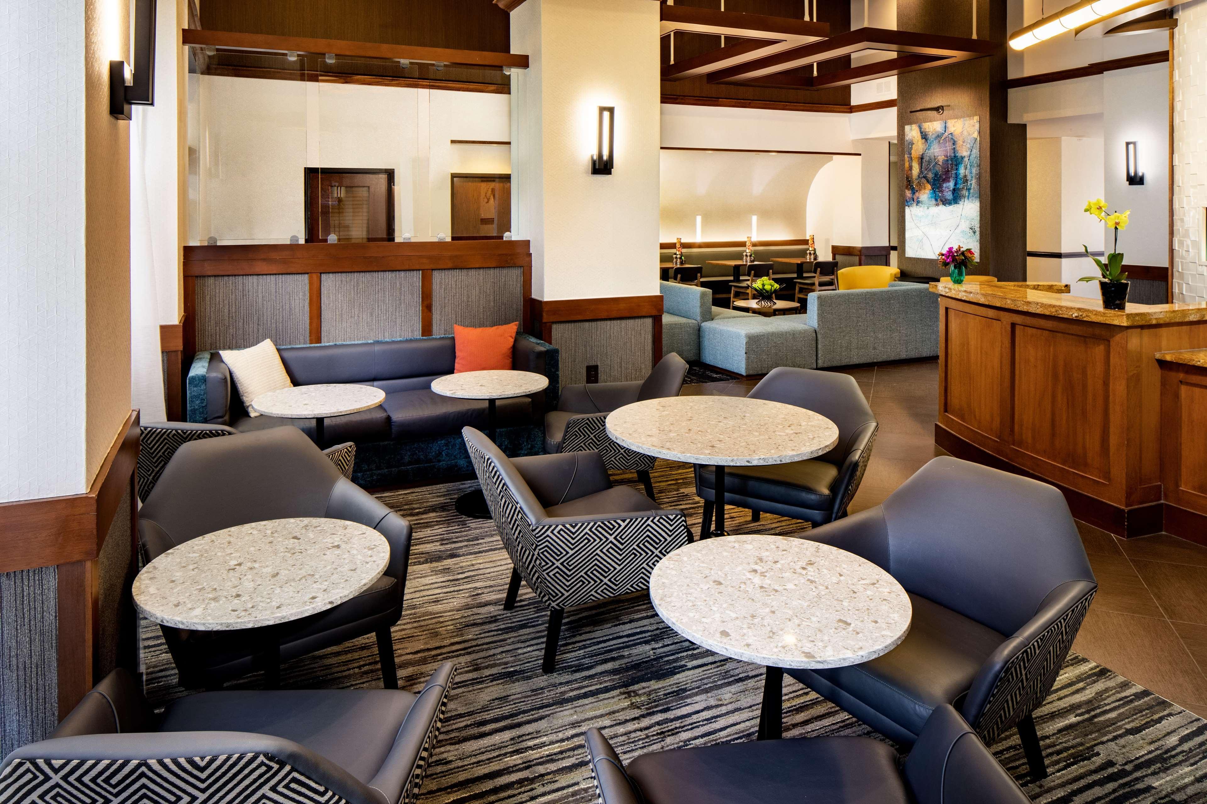 Hyatt Place Atlanta Alpharetta North Point Mall Exterior photo