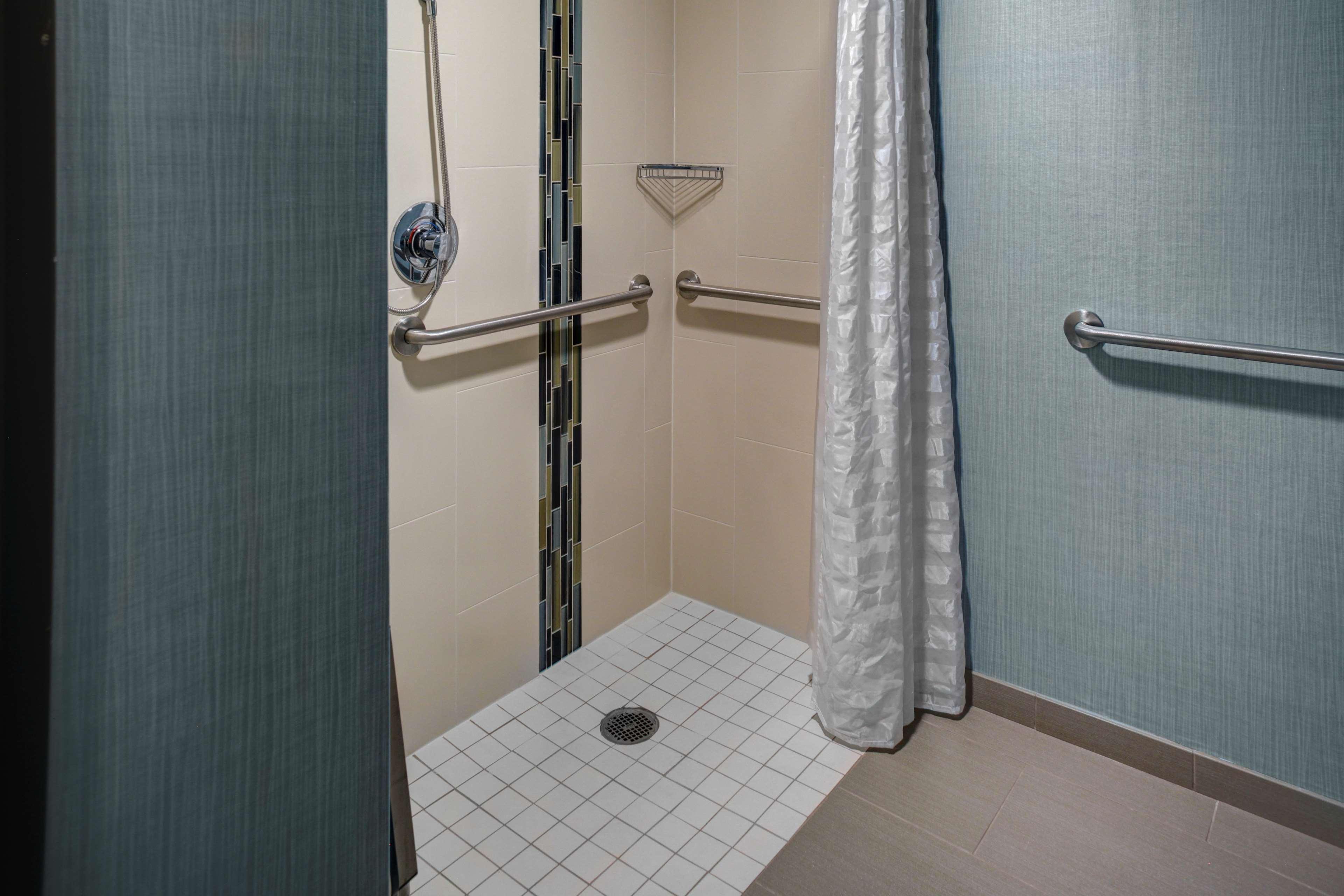 Hyatt Place Atlanta Alpharetta North Point Mall Exterior photo
