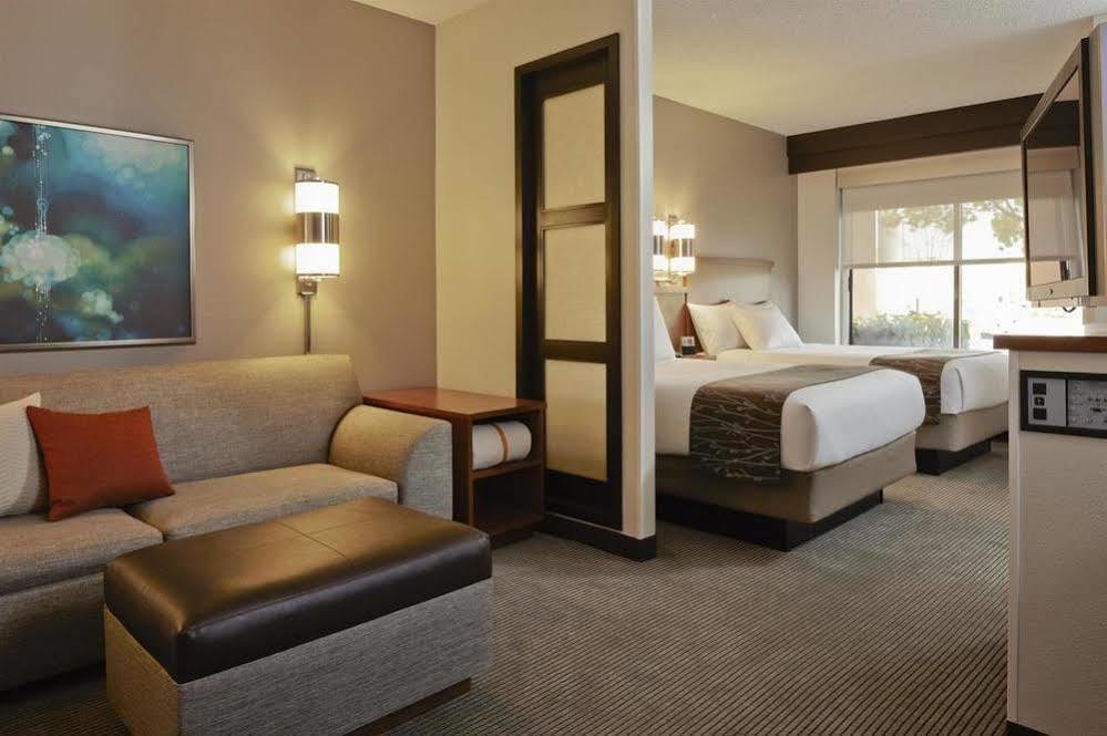 Hyatt Place Atlanta Alpharetta North Point Mall Exterior photo